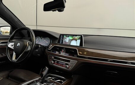 BMW 7 серия, 2016 год, 4 949 000 рублей, 18 фотография
