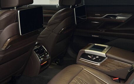 BMW 7 серия, 2016 год, 4 949 000 рублей, 30 фотография