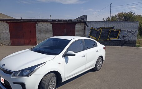 KIA Rio IV, 2017 год, 1 150 000 рублей, 2 фотография