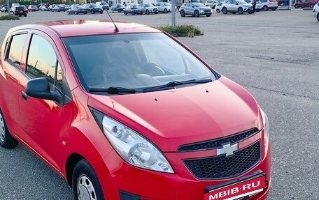 Chevrolet Spark III, 2012 год, 623 000 рублей, 3 фотография
