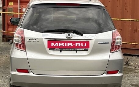 Honda Fit Shuttle I рестайлинг, 2013 год, 890 000 рублей, 17 фотография