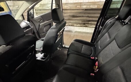 Mazda 5 I рестайлинг, 2008 год, 530 000 рублей, 18 фотография