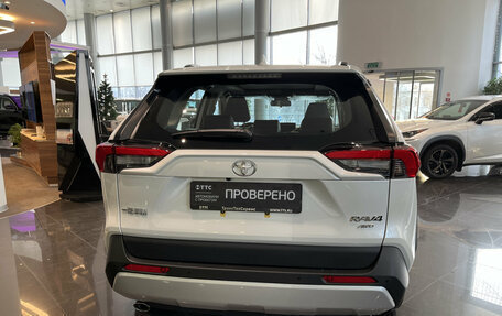 Toyota RAV4, 2025 год, 4 425 000 рублей, 6 фотография