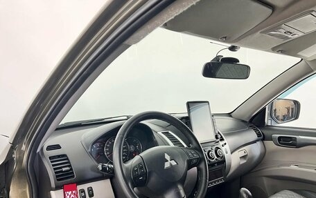 Mitsubishi Pajero Sport II рестайлинг, 2014 год, 1 549 000 рублей, 12 фотография