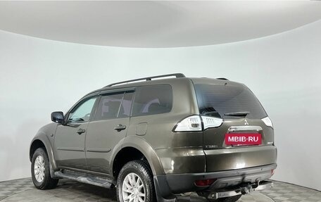 Mitsubishi Pajero Sport II рестайлинг, 2014 год, 1 549 000 рублей, 7 фотография