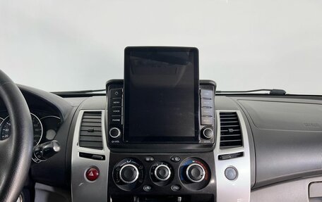 Mitsubishi Pajero Sport II рестайлинг, 2014 год, 1 549 000 рублей, 19 фотография