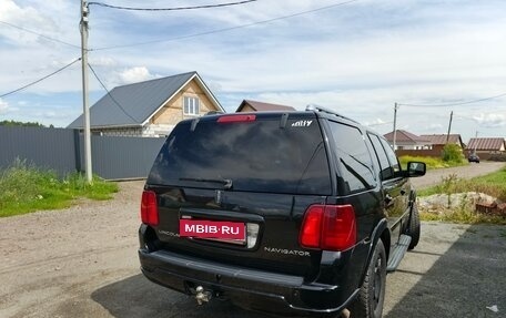 Lincoln Navigator, 2005 год, 1 000 000 рублей, 7 фотография