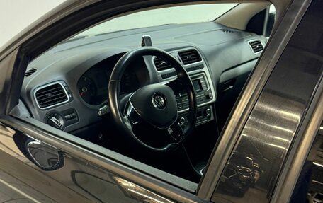 Volkswagen Polo VI (EU Market), 2015 год, 730 000 рублей, 5 фотография