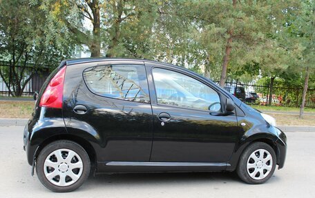 Peugeot 107 I рестайлинг, 2010 год, 399 000 рублей, 12 фотография