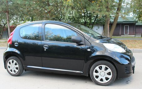 Peugeot 107 I рестайлинг, 2010 год, 399 000 рублей, 13 фотография