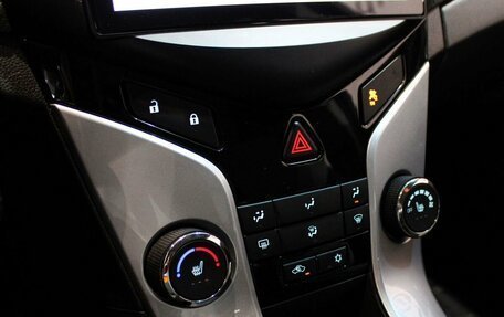 Chevrolet Cruze II, 2009 год, 699 000 рублей, 8 фотография
