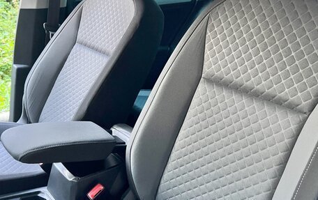 Volkswagen Tiguan II, 2018 год, 1 990 000 рублей, 25 фотография