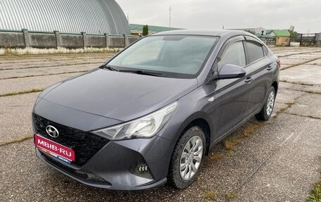 Hyundai Solaris II рестайлинг, 2022 год, 1 817 000 рублей, 1 фотография