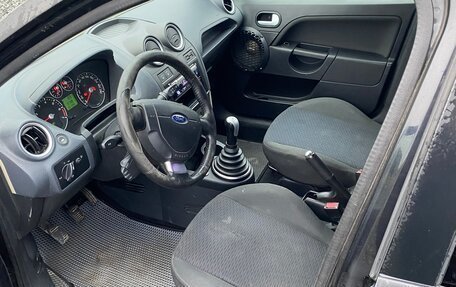 Ford Fiesta, 2006 год, 335 000 рублей, 2 фотография