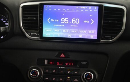 KIA Sportage IV рестайлинг, 2018 год, 1 870 000 рублей, 15 фотография