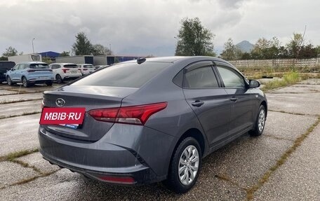 Hyundai Solaris II рестайлинг, 2022 год, 1 817 000 рублей, 4 фотография