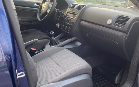 Volkswagen Jetta VI, 2006 год, 470 000 рублей, 8 фотография