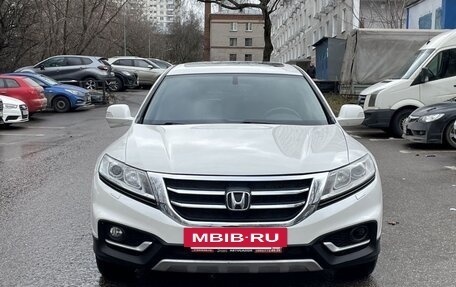 Honda Crosstour I рестайлинг, 2013 год, 1 990 000 рублей, 4 фотография