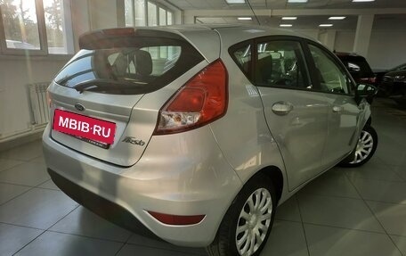 Ford Fiesta, 2015 год, 799 000 рублей, 4 фотография