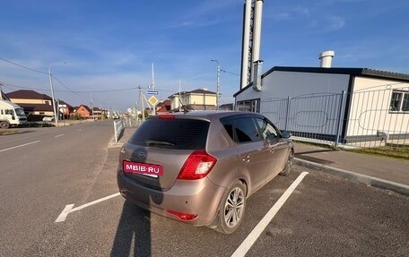 KIA cee'd I рестайлинг, 2011 год, 815 000 рублей, 4 фотография