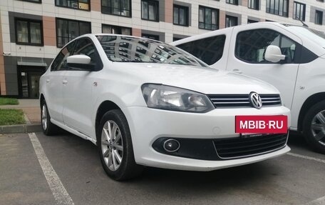 Volkswagen Polo VI (EU Market), 2015 год, 700 000 рублей, 5 фотография