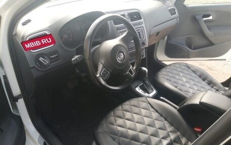 Volkswagen Polo VI (EU Market), 2015 год, 700 000 рублей, 8 фотография