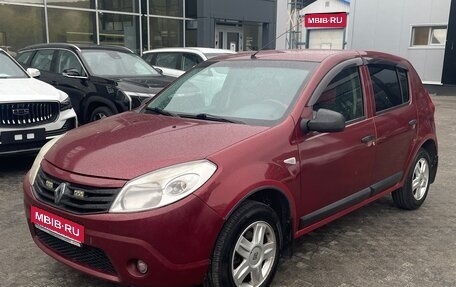 Renault Sandero I, 2010 год, 375 000 рублей, 1 фотография