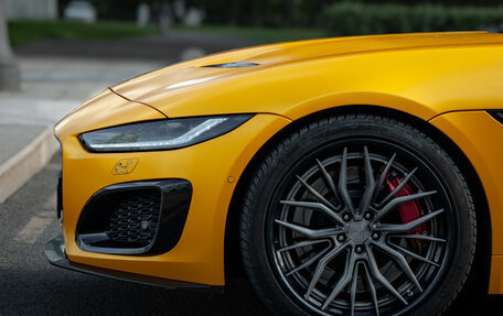 Jaguar F-Type I рестайлинг 2, 2020 год, 10 000 000 рублей, 16 фотография