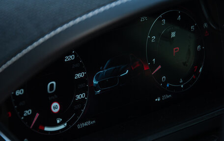 Jaguar F-Type I рестайлинг 2, 2020 год, 10 000 000 рублей, 22 фотография