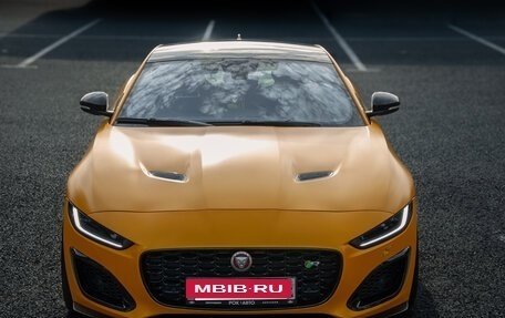 Jaguar F-Type I рестайлинг 2, 2020 год, 10 000 000 рублей, 19 фотография