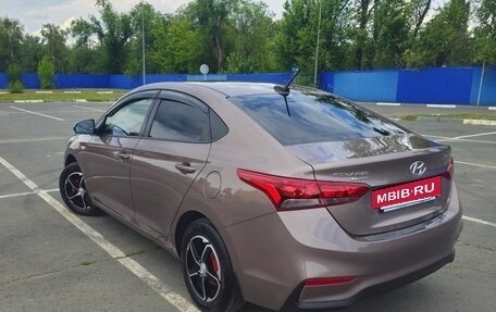 Hyundai Solaris II рестайлинг, 2018 год, 1 350 000 рублей, 20 фотография