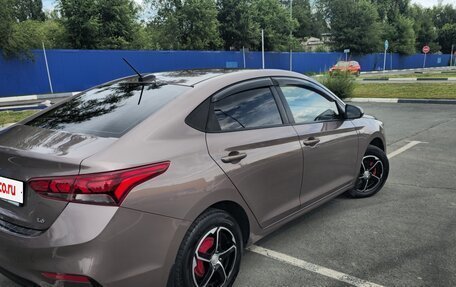 Hyundai Solaris II рестайлинг, 2018 год, 1 350 000 рублей, 32 фотография