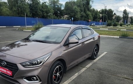 Hyundai Solaris II рестайлинг, 2018 год, 1 350 000 рублей, 29 фотография