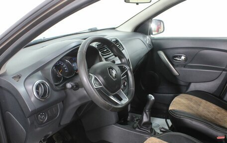Renault Logan II, 2018 год, 825 000 рублей, 16 фотография