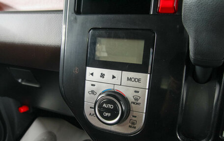 Toyota Roomy I, 2017 год, 1 049 000 рублей, 22 фотография