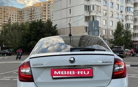 Skoda Rapid I, 2017 год, 1 080 000 рублей, 6 фотография