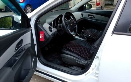 Chevrolet Cruze II, 2011 год, 620 000 рублей, 7 фотография