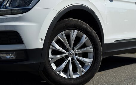 Volkswagen Tiguan II, 2018 год, 2 295 000 рублей, 9 фотография