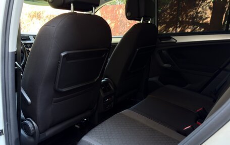 Volkswagen Tiguan II, 2018 год, 2 295 000 рублей, 24 фотография