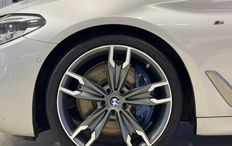 BMW 5 серия, 2018 год, 3 998 000 рублей, 8 фотография