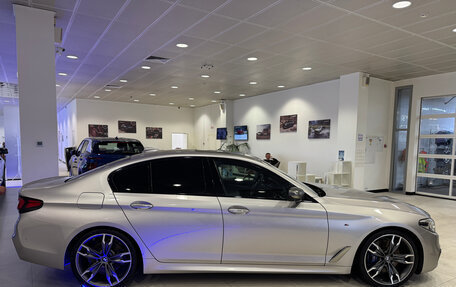 BMW 5 серия, 2018 год, 3 998 000 рублей, 5 фотография