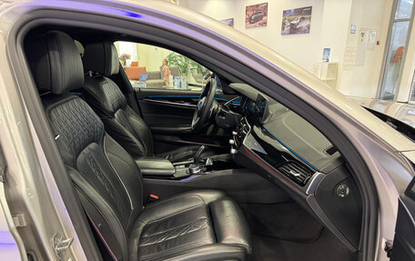 BMW 5 серия, 2018 год, 3 998 000 рублей, 12 фотография