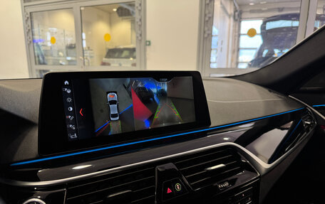BMW 5 серия, 2018 год, 3 998 000 рублей, 26 фотография