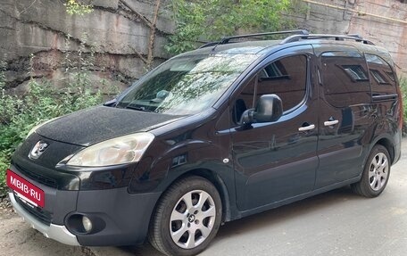 Peugeot Partner II рестайлинг 2, 2010 год, 580 000 рублей, 2 фотография