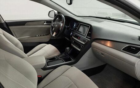 Hyundai Sonata VII, 2019 год, 1 600 000 рублей, 10 фотография