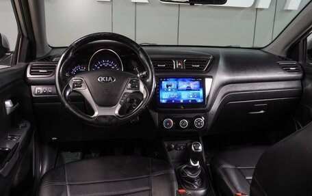 KIA Rio III рестайлинг, 2017 год, 999 000 рублей, 6 фотография