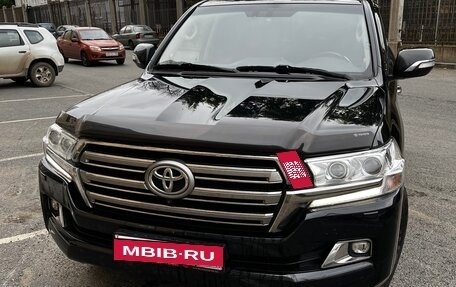 Toyota Land Cruiser 200, 2016 год, 5 500 000 рублей, 4 фотография
