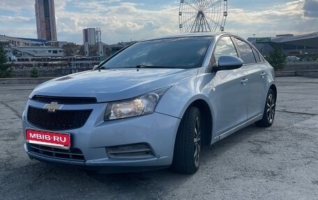 Chevrolet Cruze II, 2012 год, 555 000 рублей, 1 фотография