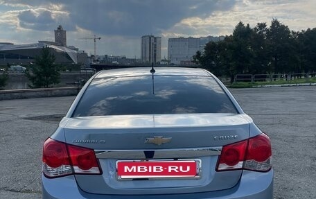Chevrolet Cruze II, 2012 год, 555 000 рублей, 3 фотография