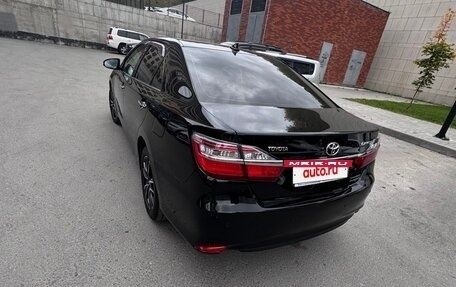 Toyota Camry, 2017 год, 2 470 000 рублей, 2 фотография